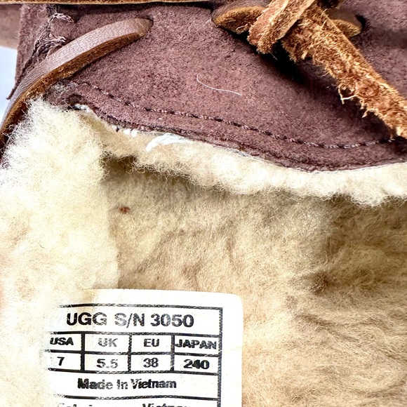 Ugg Olsen Moccasin Sleepers - Picture 10 of 10